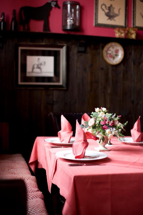 Gasthaus Und Pension "Zum Hauenden Schwein" Wörlitz Εξωτερικό φωτογραφία